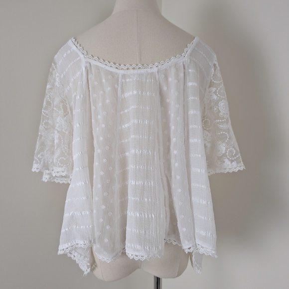 Free With Purchase - Pol White Eyelet Blouse Sheer Lace Wide Sleeve - Picture 2 of 8